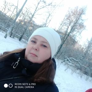 Девушки в Нижний Новгороде: Марина, 37 - ищет парня из Нижний Новгорода
