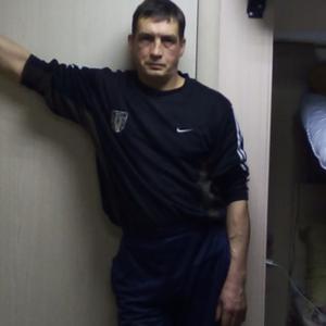 Парни в Саяногорске: Олег, 52 - ищет девушку из Саяногорска