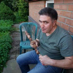 Руслан, 57 лет, Владикавказ