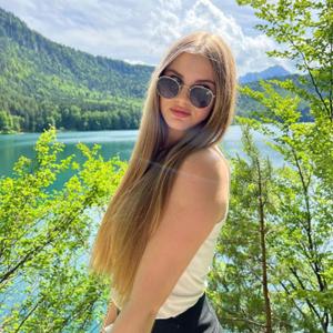 Оксана, 23 года, Москва