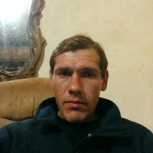 Парни в Барнауле (Алтайский край): Дима, 33 - ищет девушку из Барнаула (Алтайский край)
