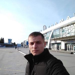 Сергей, 33 года, Кириши