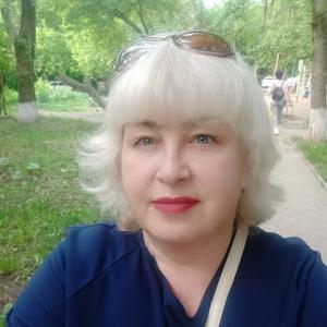 Девушки в Перми: Наталия, 54 - ищет парня из Перми