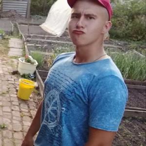 Парни в Угличе: Игорь, 24 - ищет девушку из Углича