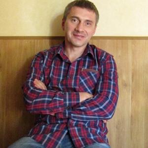 Олег, 45 лет, Армавир