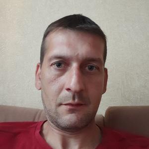 Геннадий, 39 лет, Орел