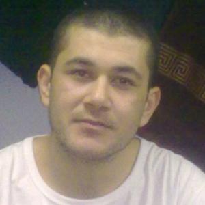 Рустам, 30 лет, Хабаровск