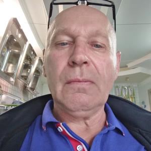 Александр, 59 лет, Нерюнгри