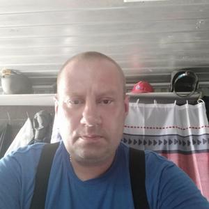 Анатолий, 48 лет, Березники