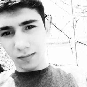 Руслан, 21 год, Саратов