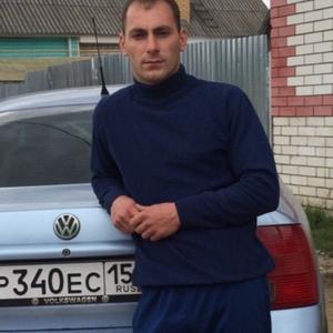 Парни в Нижегородская: Валерий, 32 - ищет девушку из Нижегородская