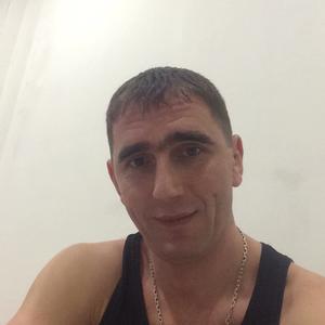 Василий, 41 год, Омск