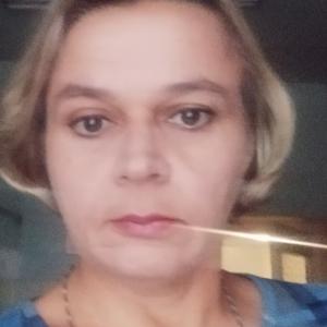 Девушки в Донецке: Елена, 50 - ищет парня из Донецка