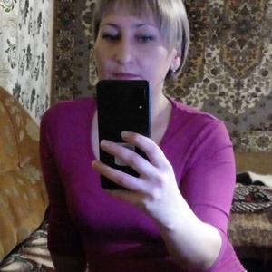 Девушки в Натальинске: Альбина, 37 - ищет парня из Натальинска