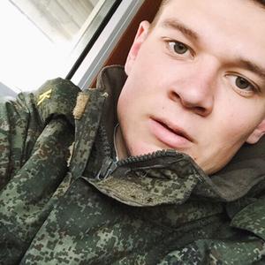 Вадим, 26 лет, Белово