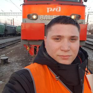 Максим, 28 лет, Москва