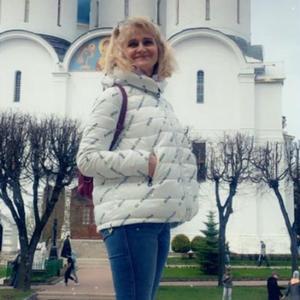 Девушки в Долгопрудном: Светлана Возиан, 57 - ищет парня из Долгопрудного