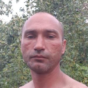 Парни в Варне: Stavr, 37 - ищет девушку из Варны