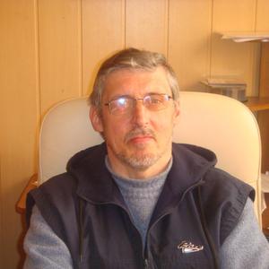 Олег, 63 года, Саратов