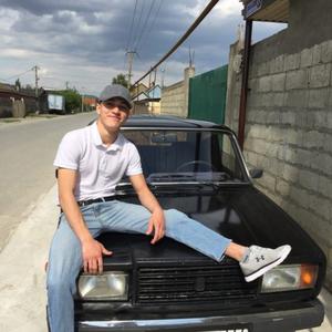Багавдин, 25 лет, Санкт-Петербург