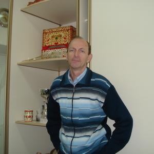 Юрий, 66 лет, Хабаровск