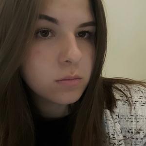 Олеся, 19 лет, Астрахань