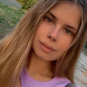Таня, 26 лет, Новосибирск