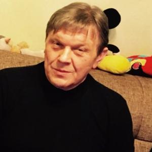 Юрий, 69 лет, Санкт-Петербург