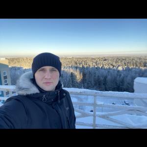 Парни в Ханты-Мансийске: Дмитрий, 35 - ищет девушку из Ханты-Мансийска