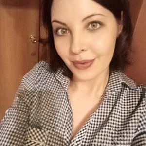 Девушки в Омске: Татьяна, 36 - ищет парня из Омска