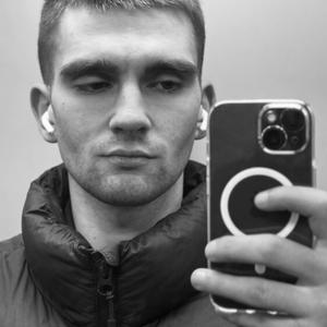 Парни в Калининграде: Dmitriy, 21 - ищет девушку из Калининграда