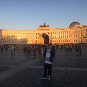 Парни в Екатеринбурге: Денис, 23 - ищет девушку из Екатеринбурга