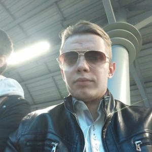 Парни в Смоленске: Дмитрий, 28 - ищет девушку из Смоленска
