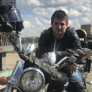 Roman, 37 лет, Москва