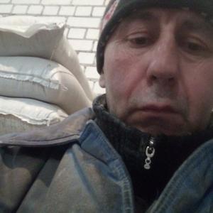 Парни в Удомле: Валера Пятачков, 52 - ищет девушку из Удомли