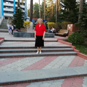 Девушки в Тольятти: Валентина, 74 - ищет парня из Тольятти