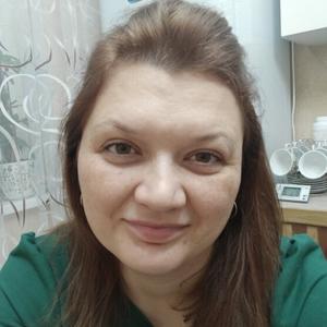 Девушки в Омске: Екатерина, 44 - ищет парня из Омска