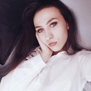 Карина, 25 лет, Уфа