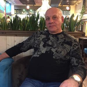Парни в Мурманске: Евгений, 62 - ищет девушку из Мурманска