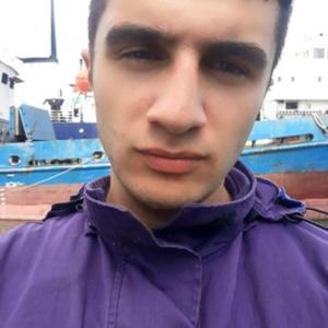 Парни в Владивостоке: Овсеп, 22 - ищет девушку из Владивостока