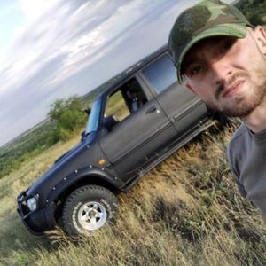 Парни в Донецке: Артем, 28 - ищет девушку из Донецка