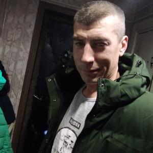 Парни в Иркутск-45: Дима, 35 - ищет девушку из Иркутск-45