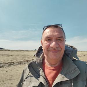 Парни в Южно-Сахалинске: Виктор, 65 - ищет девушку из Южно-Сахалинска