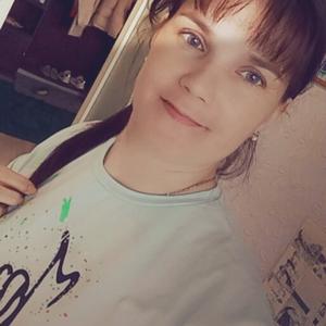 Девушки в Петрозаводске: Настя, 41 - ищет парня из Петрозаводска