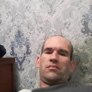 Антон, 48 лет, Саратов