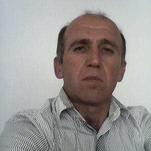 Осман, 56 лет, Махачкала