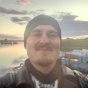 Парни в Медвежьегорске: Андрей, 30 - ищет девушку из Медвежьегорска