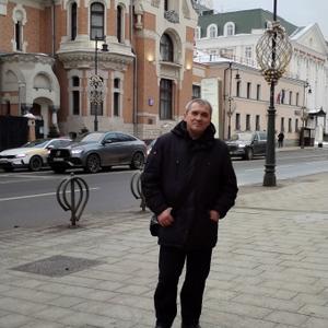 Парни в Череповце: Михаил, 57 - ищет девушку из Череповца