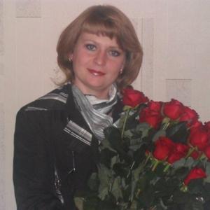 Девушки в Волгодонске: Анна, 46 - ищет парня из Волгодонска