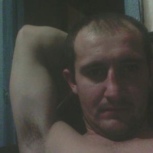 Парни в Канске: Евгений Тутаев, 39 - ищет девушку из Канска